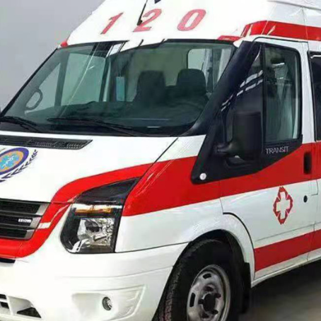 北林非急救护送病人转院租赁救护车的优缺点对比